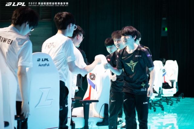 持精神的最 持精神的最