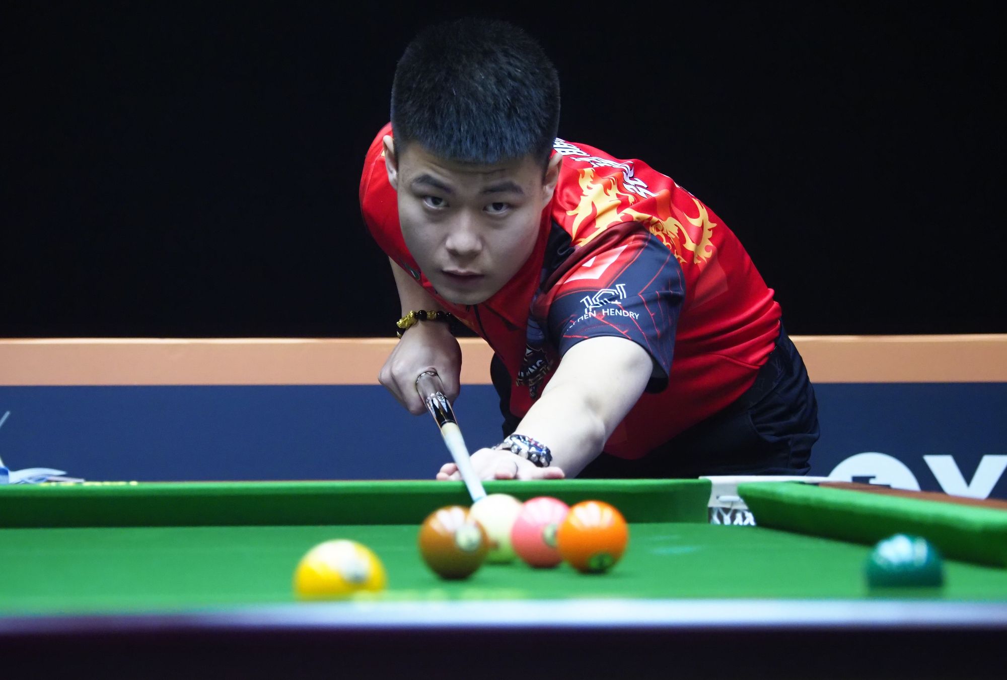 与里夫斯的 与里夫斯的