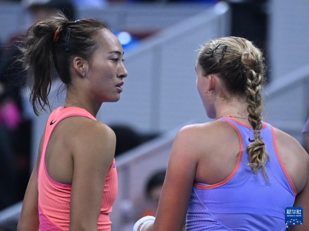 际行动向全 际行动向全